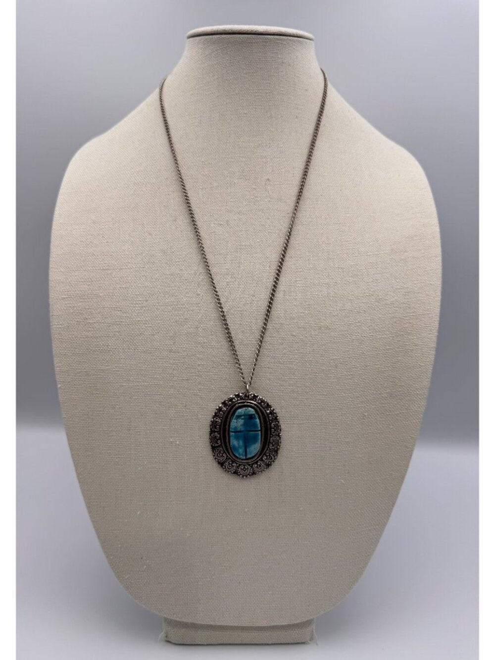 Vintage Egyptian Revival Ceramic Scarab Pendant Necklace Silver Tone 26”
